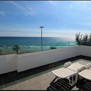 https://precioso-apartamento-en-1-lnea-de-mar.in-canary-islands.com