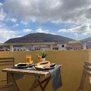 https://preciosas-habitaciones-en-la-casa-de-may.in-canary-islands.com