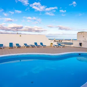 https://sea-view-colony-club.in-canary-islands.com