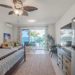https://lux-maho-reef-studio-next-to-the-morgan-resort.comcaribbean.com